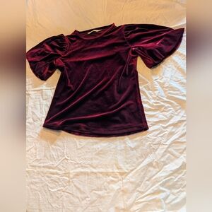 2/30$ Simons Velvet Short Sleeve Top in Deep Burgundy